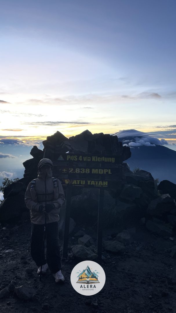 perlengkapan dan persiapan mendaki gunung sistem tektok untuk pemula